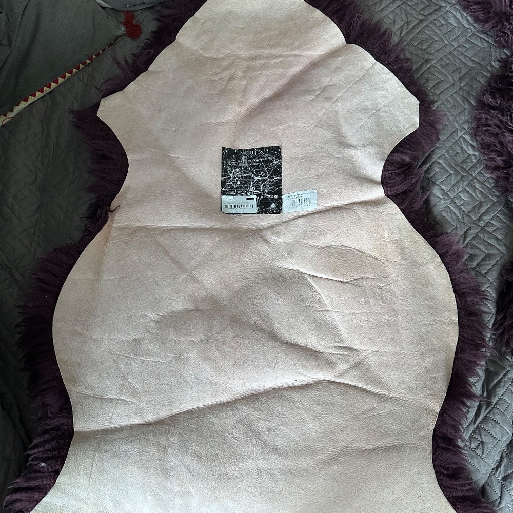 Long Wool Sheepskin Rug in Aubergine, - Picture 3 of 4